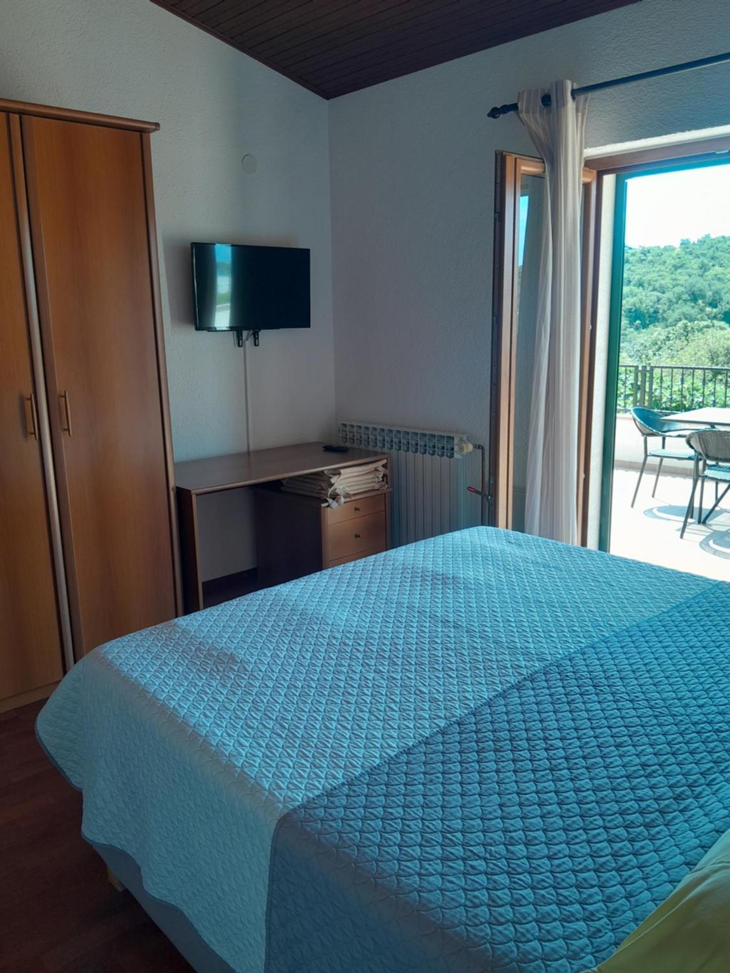 Guesthouse Ruza - Apartments Senj  Pokoj fotografie